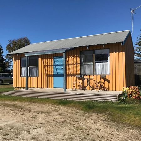 Somerset Beachside Cabin And Caravan Park Exterior foto